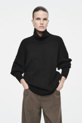 Personalized Women's Black Turtleneck Sweater with Ribbed Detailing