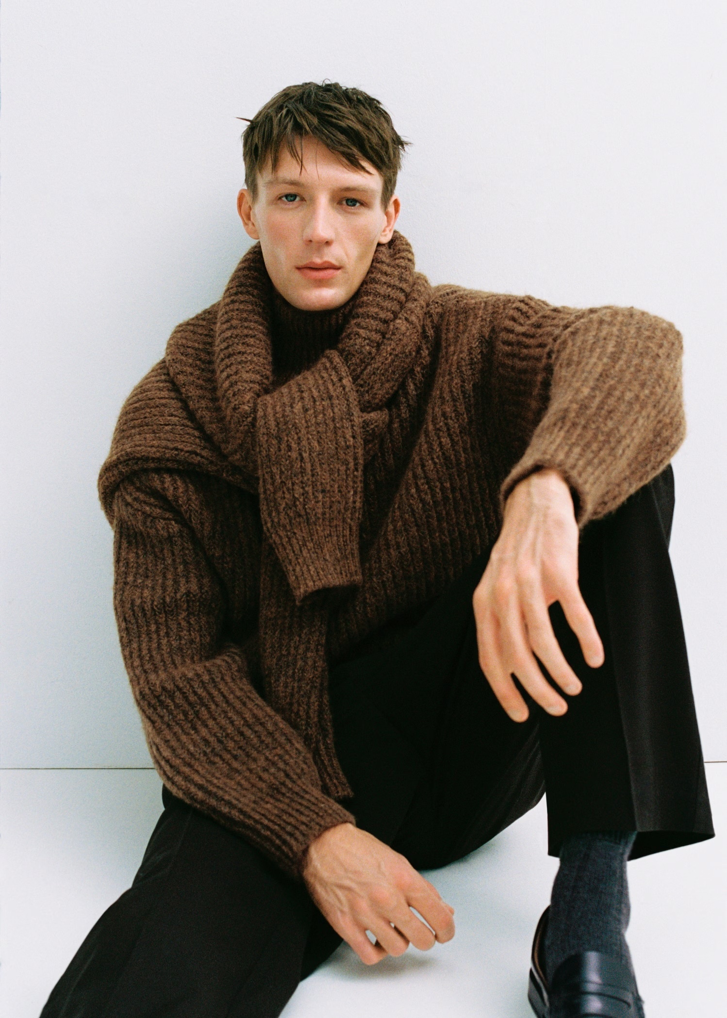 Custom Men's Brown Wool-Blend Turtleneck Sweater 