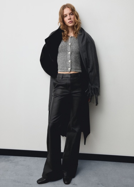 OEM/ODM Available Women's Cropped Metallic Gray Knit Cardigan | Customizable Wholesale Knitwear | Jubaodi