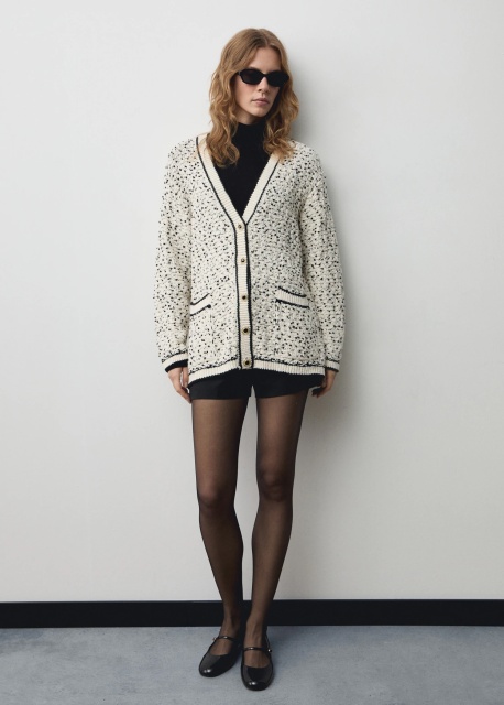 Factory Direct Women’s Oversized Tweed Knit Cardigan in Cream and Black | Customizable ODM & Wholesale Knitwear | Jubaodi