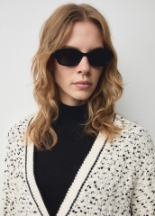 Factory Direct Women’s Oversized Tweed Knit Cardigan in Cream and Black | Customizable ODM & Wholesale Knitwear | Jubaodi