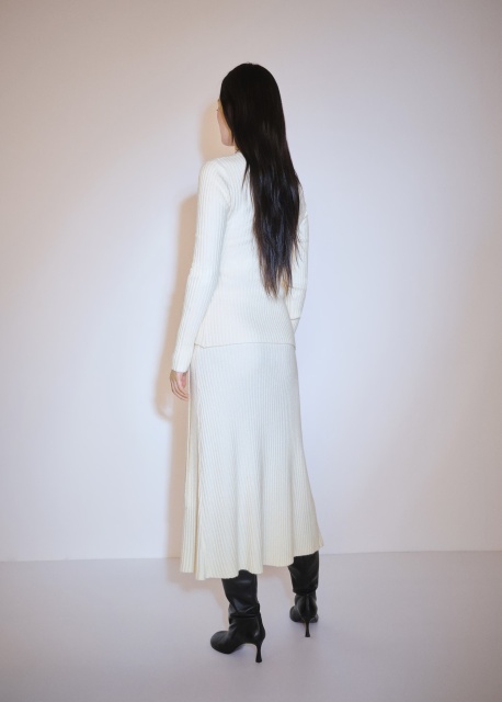 Wholesale Elegant Ribbed Wrap-Style Knit Sweater with Buckle Detail | Customizable ODM & Bulk Knitwear | Jubaodi