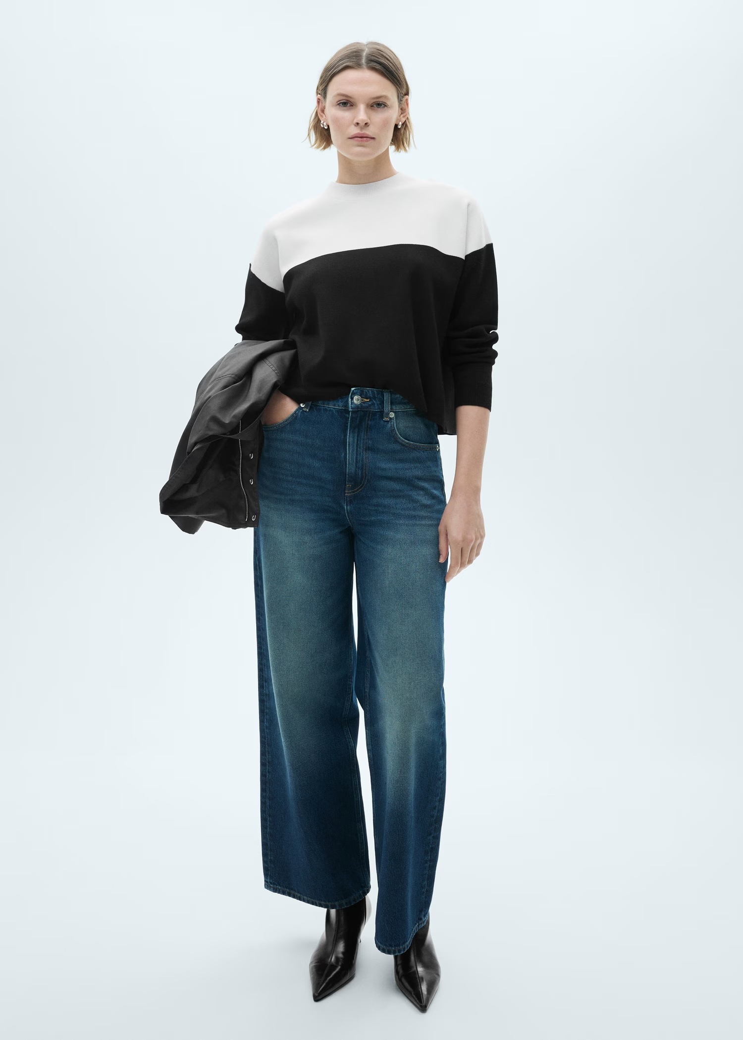 Made-to-Order Women’s Color Block Knit Sweater in Black and White | Customizable ODM & Wholesale Options | Jubaodi