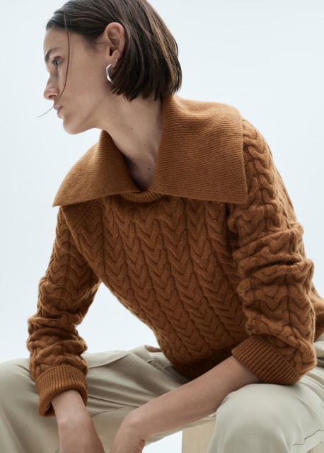ODM Women’s Cable Knit Collared Sweater in Warm Caramel | Customizable Wholesale & Bulk Orders | Jubaodi