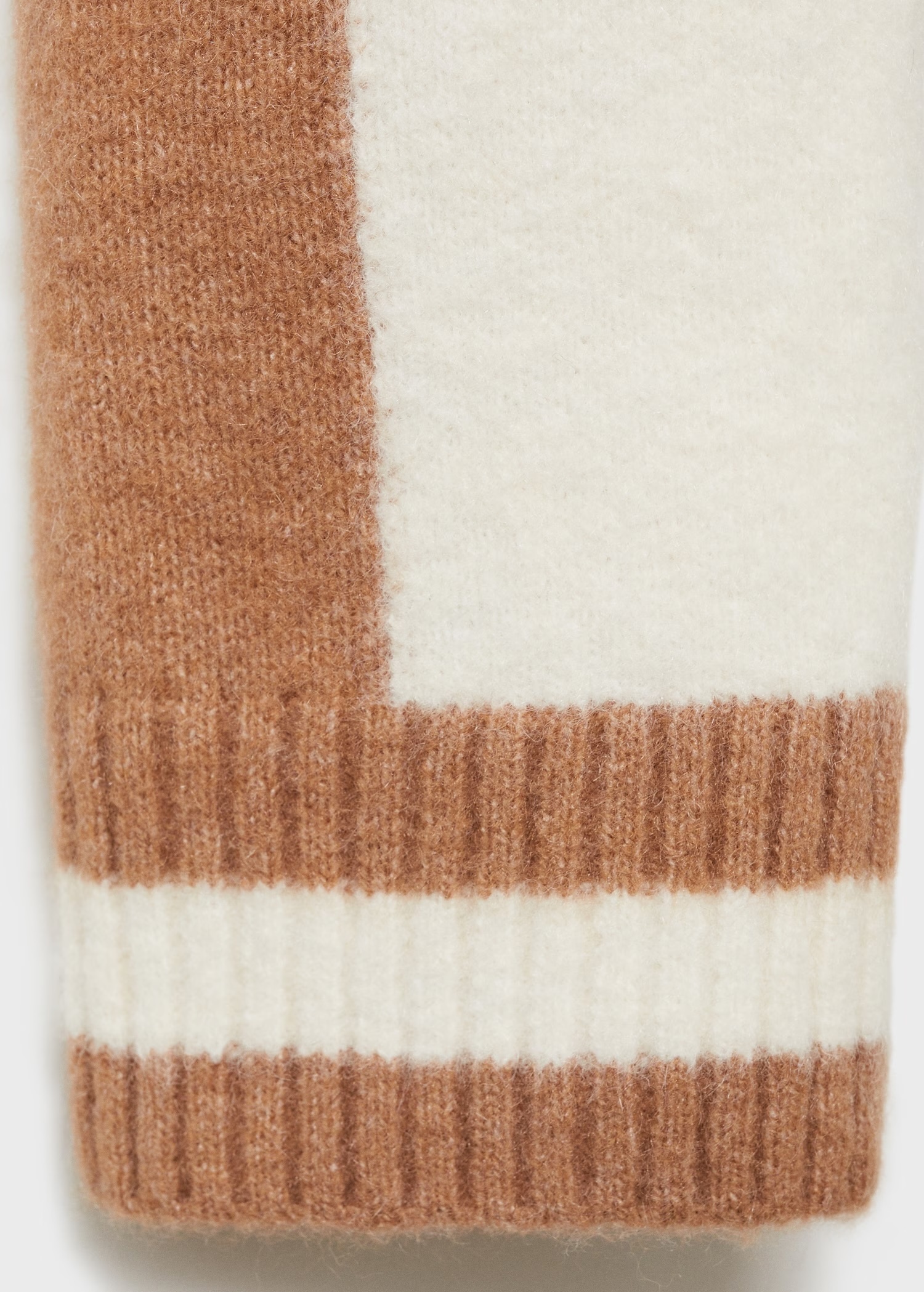 OEM/ODM Customizable Women's Ribbed Quarter Zip Sweater with Contrast Panels | Wholesale & Bulk Orders | Jubaodi