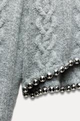 OEM/ODM Women’s Grey Cable Knit Sweater with Metallic Hem Detail | Custom Knitwear Manufacturer & Wholesale Supplier | Jubaodi