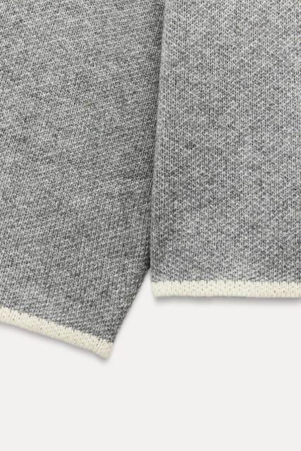 Factory-Direct Custom Gray Turtleneck Sweater with Contrast Trim - Women's Knitwear Wholesale Supplier