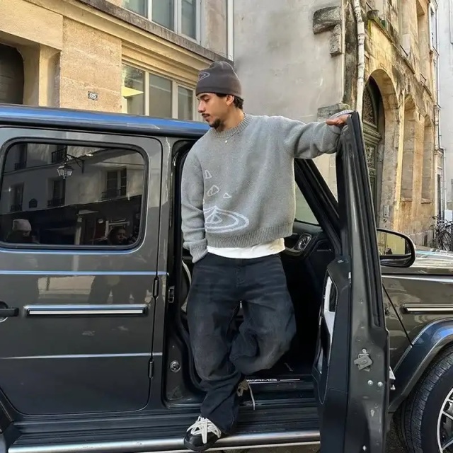 Factory-Direct Customizable Knitwear Ensemble – Bold Graphic Sweater & Sleek Cargo Pants for Modern Streetwear