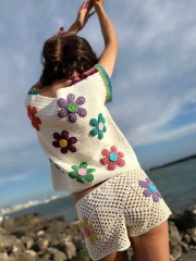 Customizable Handmade Crochet Flower Two-Piece Set – Wholesale Manufacturer of Vibrant Beachwear