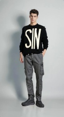 Customizable Bold Graphic Sweater and Sleek Cargo Pants Set – Wholesale Manufacturer of Modern Streetwear Ensembles