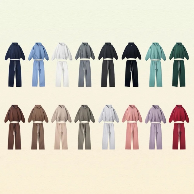Custom Unisex Hoodie and Sweatpants Set – Comfortable, Stylish, Ideal for Wholesale and Manufacturing