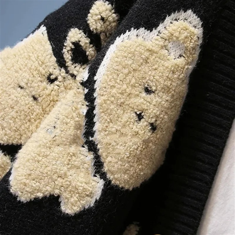 Personalized Women’s Oversized Teddy Bear Knit Cardigan - Custom Wholesale Knitwear for B2B Manufacturers