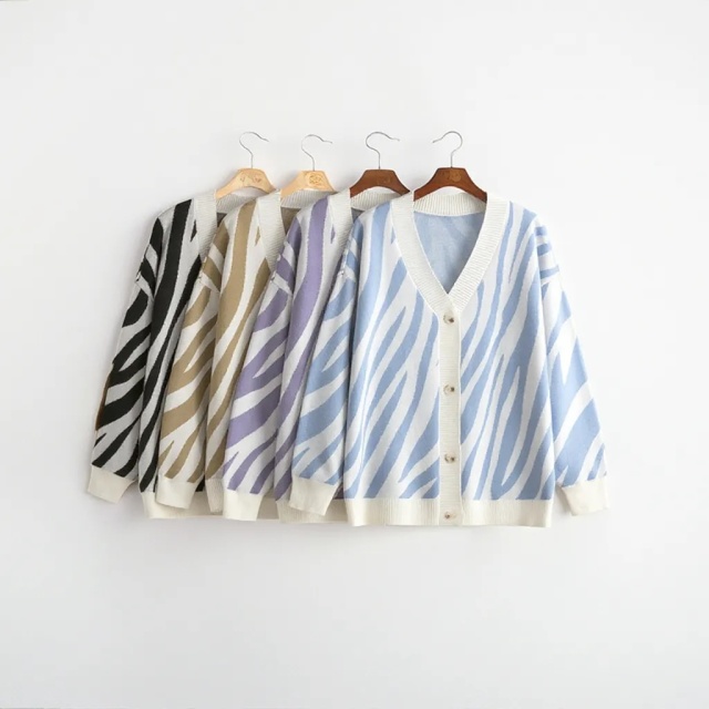 Custom Wholesale Women’s Zebra-Patterned V-Neck Button-Up Cardigans | Knitwear | Bulk Orders for Fashion Retailers
