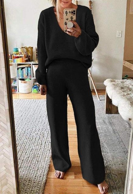 Effortless Chic and Comfort – Customizable Blue Knit Sweater and Pants Set for Wholesale