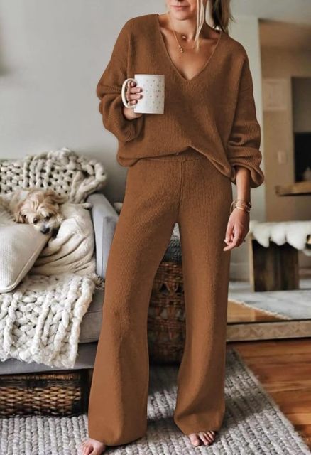 Effortless Chic and Comfort – Customizable Blue Knit Sweater and Pants Set for Wholesale