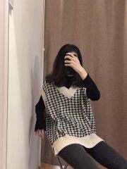 OEM Customizable Trendy Houndstooth Pattern Sweater Vest - Modern Layering Style for Retailers and Manufacturers