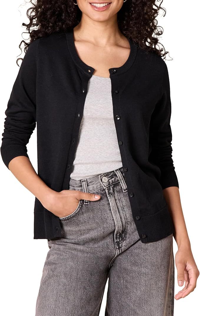 Custom Design Classic Black Button-Up Cardigan – Wholesale Knitwear for Retail | Jubaodi