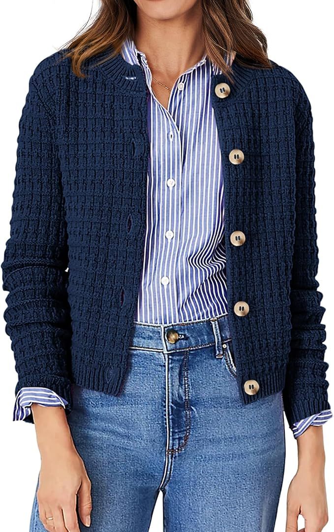 Custom Elegant Navy Blue Knit Cardigan with Wooden Buttons – Wholesale Knitwear for Retailers | Jubaodi