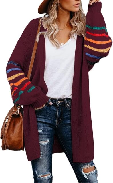 Customizable Tailor-Made Cozy Beige Cardigan with Colorful Striped Sleeves – Wholesale Knitwear for Retailers | Jubaodi