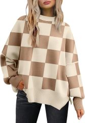 Wholesale Soft Beige Ribbed Long-Sleeve Top with Side Slits – Customizable Relaxed Style for Retailers | Jubaodi