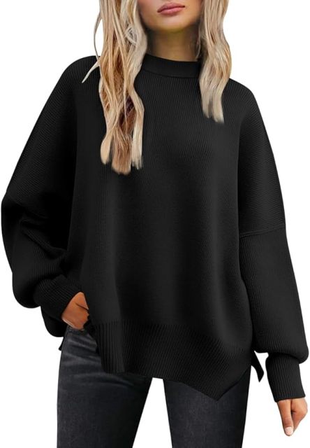 Wholesale Soft Beige Ribbed Long-Sleeve Top with Side Slits – Customizable Relaxed Style for Retailers | Jubaodi