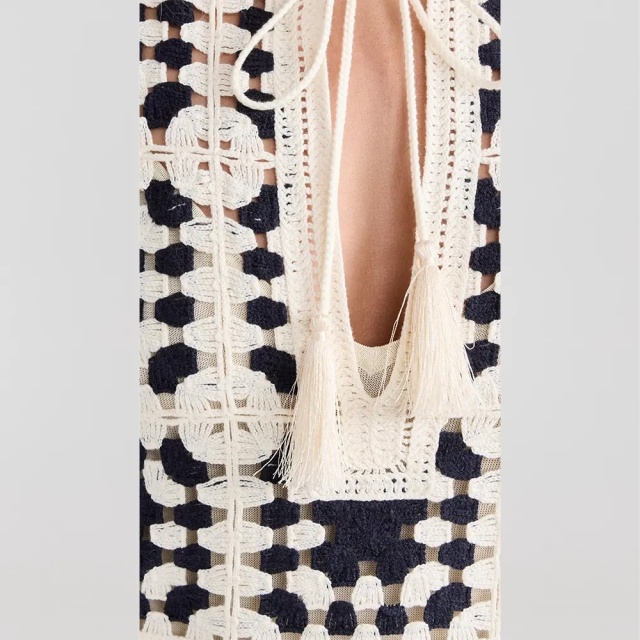 Customizable Chic Black and White Crochet Sleeveless Dress – Wholesale OEM Manufacturer for Retailers & Fashion Brands