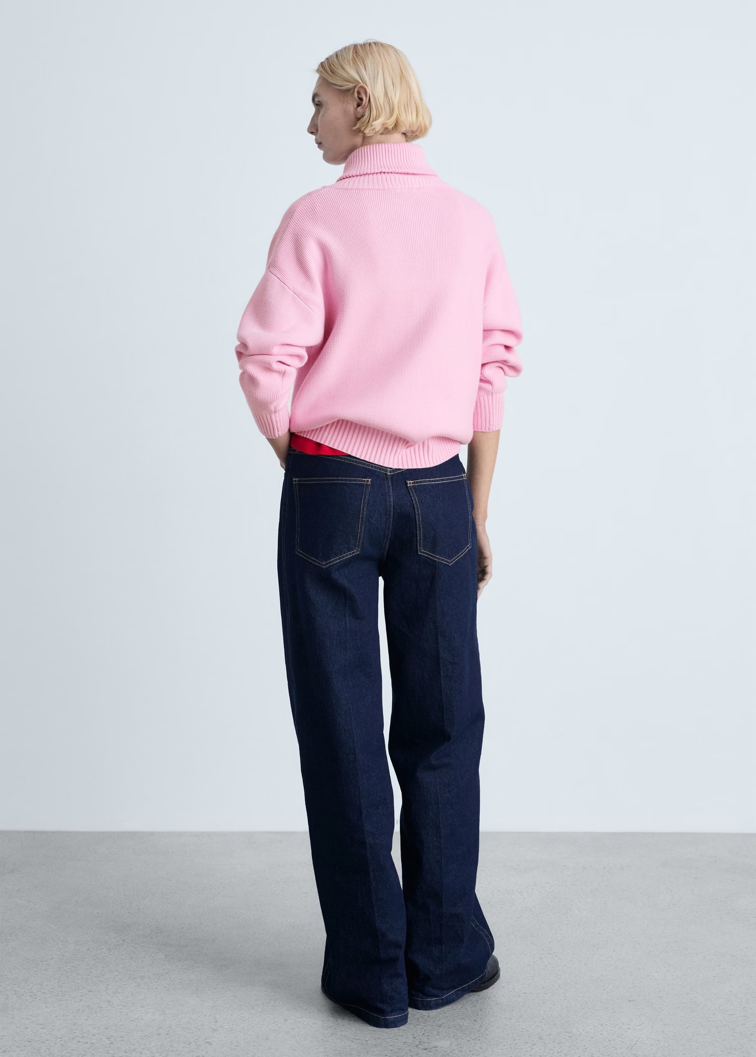 OEM ODM Pink Zip-Front Knit Sweater with Ribbed Detail