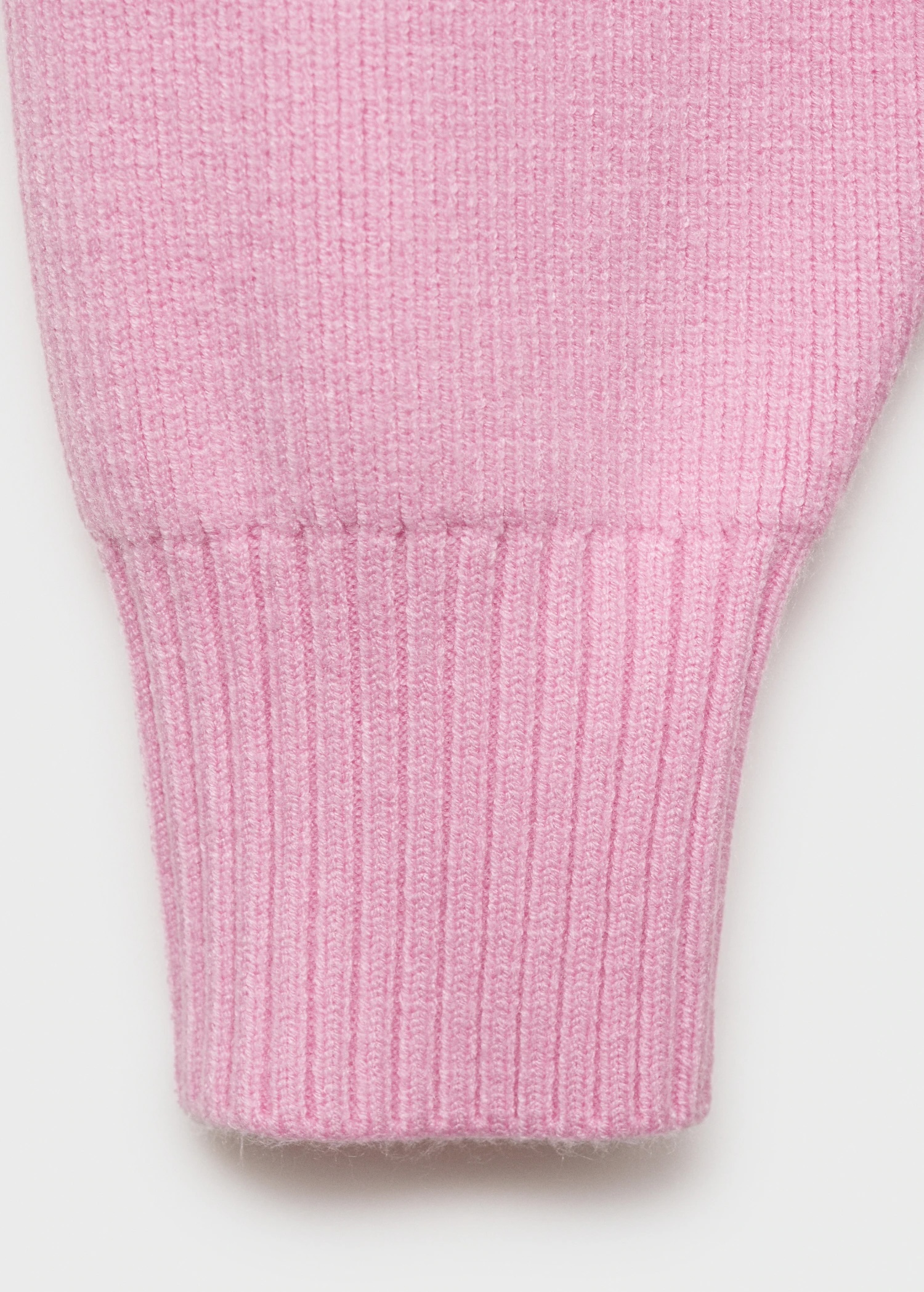 OEM ODM Pink Zip-Front Knit Sweater with Ribbed Detail