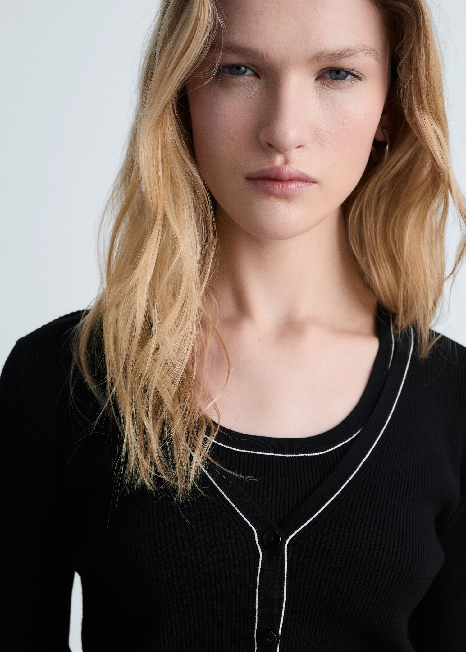 Tailor-made Black Button-Down Knit Cardigan