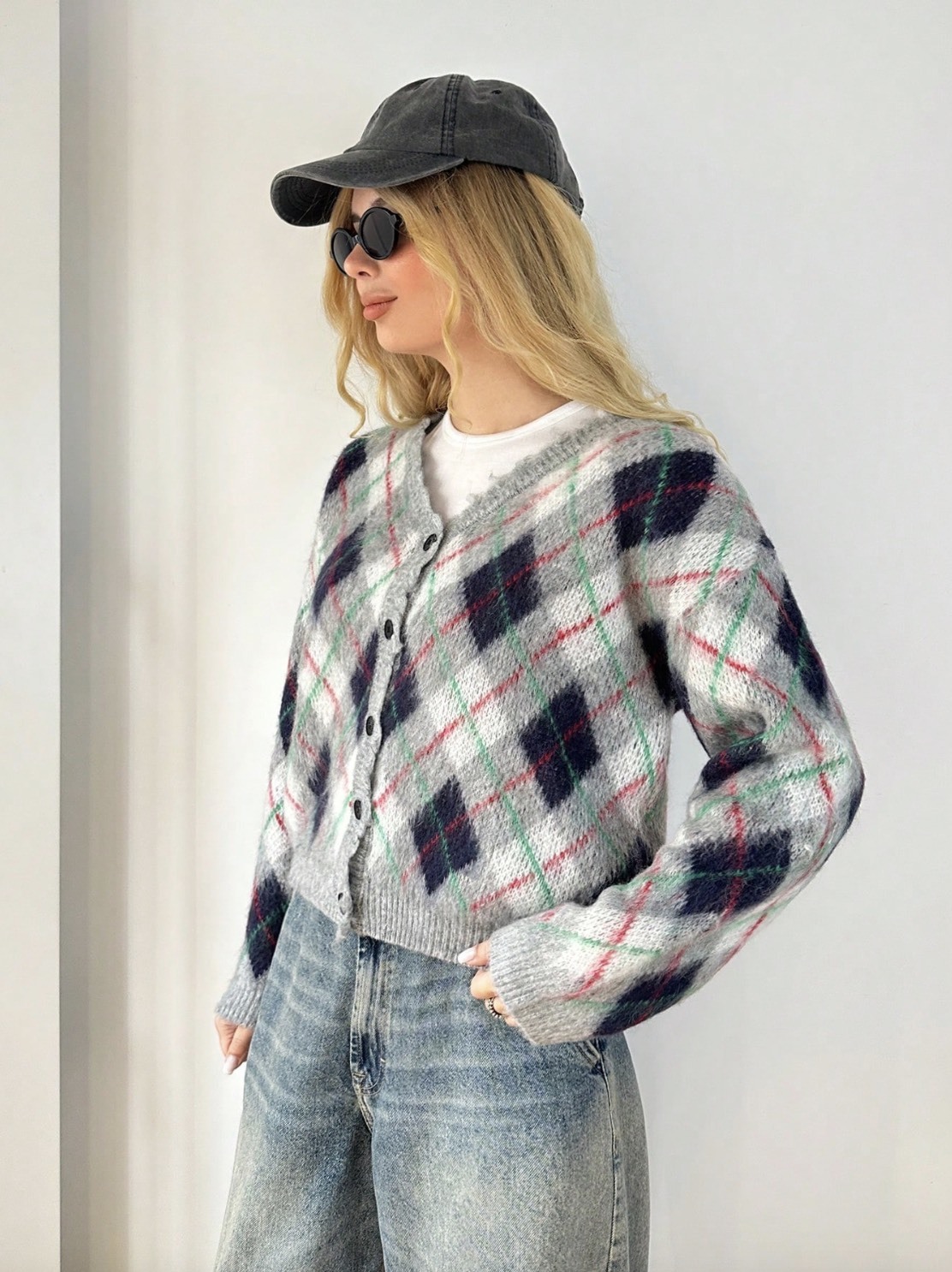 Made-to-Order Argyle Knit Cardigan – Customizable, Wholesale, Bulk Manufacturing | Jubaodi