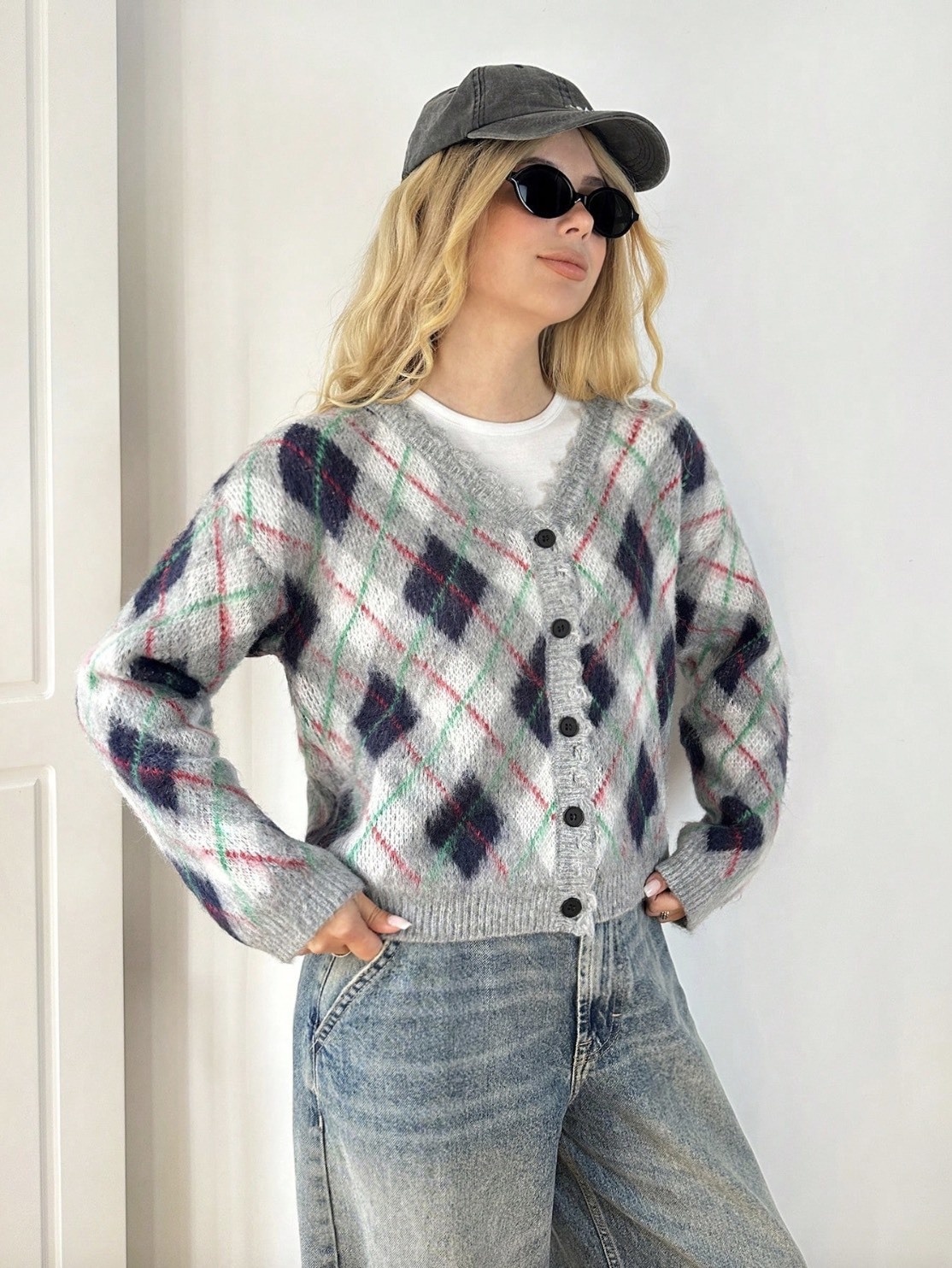 Made-to-Order Argyle Knit Cardigan – Customizable, Wholesale, Bulk Manufacturing | Jubaodi