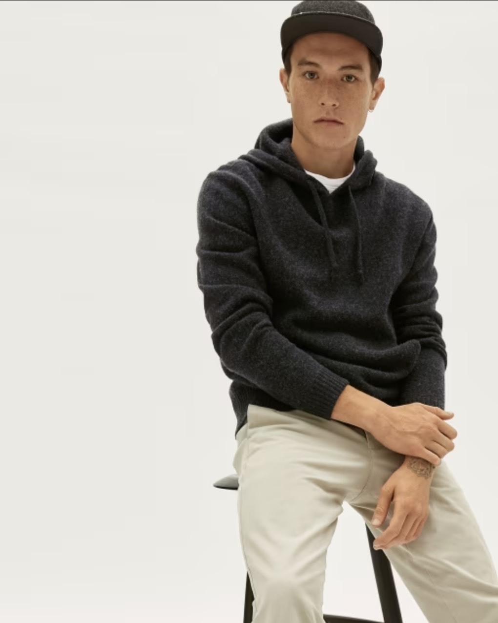 Custom Design Classic Pullover Hoodie in Navy | Wholesale & OEM Customizable Apparel | Jubaodi
