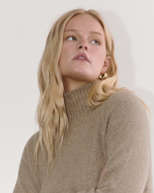 Customized Cozy Knit Turtleneck Sweater Dress | Wholesale & OEM Manufacturer | Jubaodi