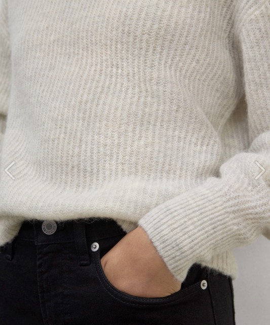 Wholesaler Soft Knit Crewneck Sweater | Customizable & Bulk Orders | Jubaodi