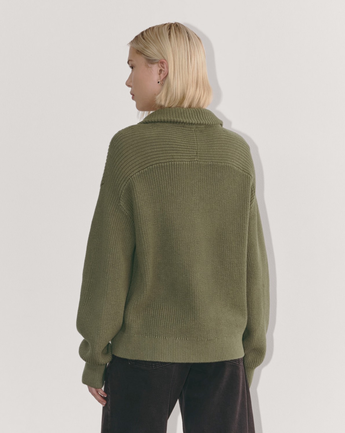 Factory Direct Zip-Up Ribbed Knit Sweater in Olive Green | Custom Wholesale Manufacturer | Jubaodi
