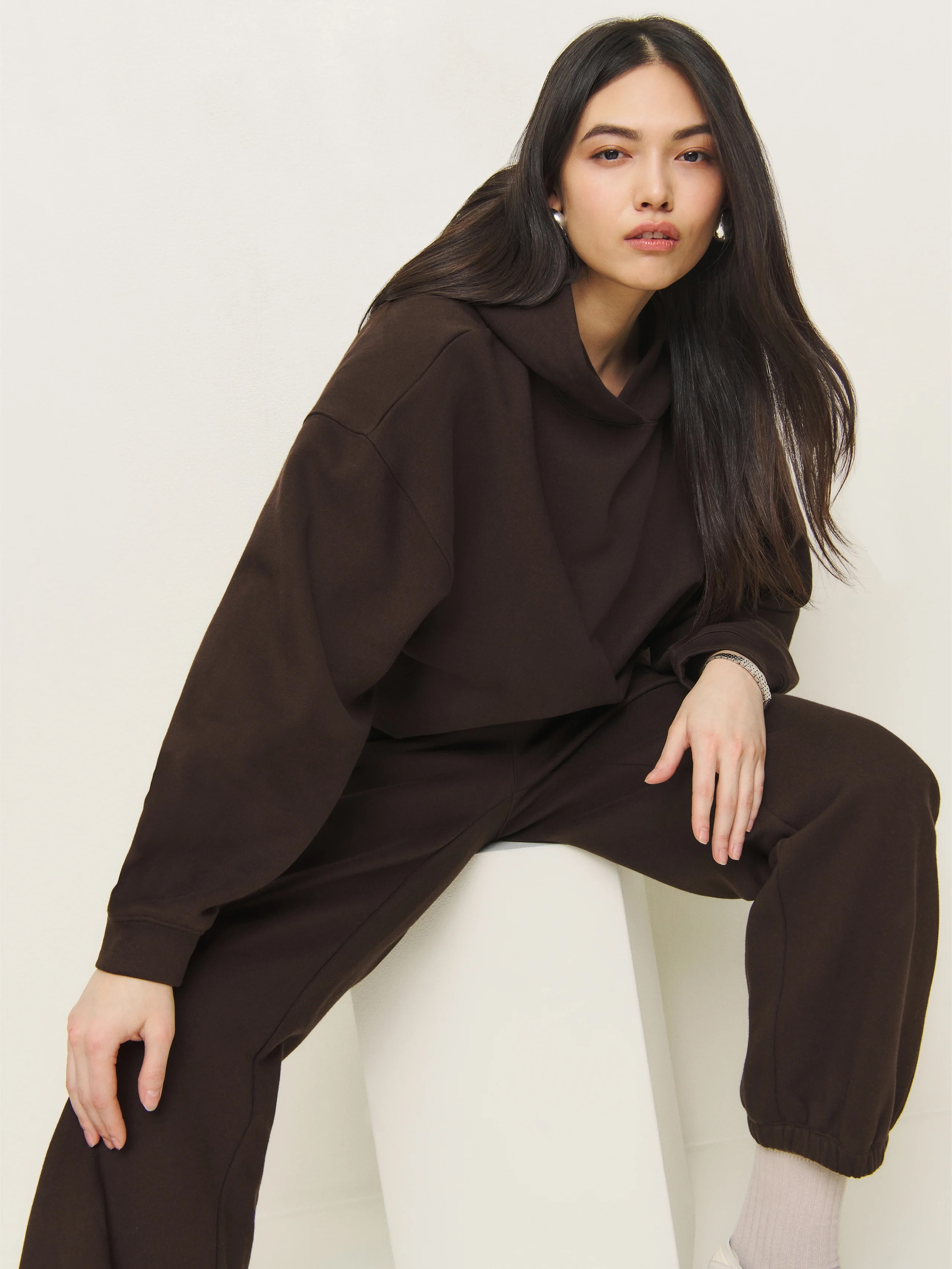 Factory Direct Cozy Brown Oversized Hoodie – Premium Customizable Sweatshirt for Bulk Orders