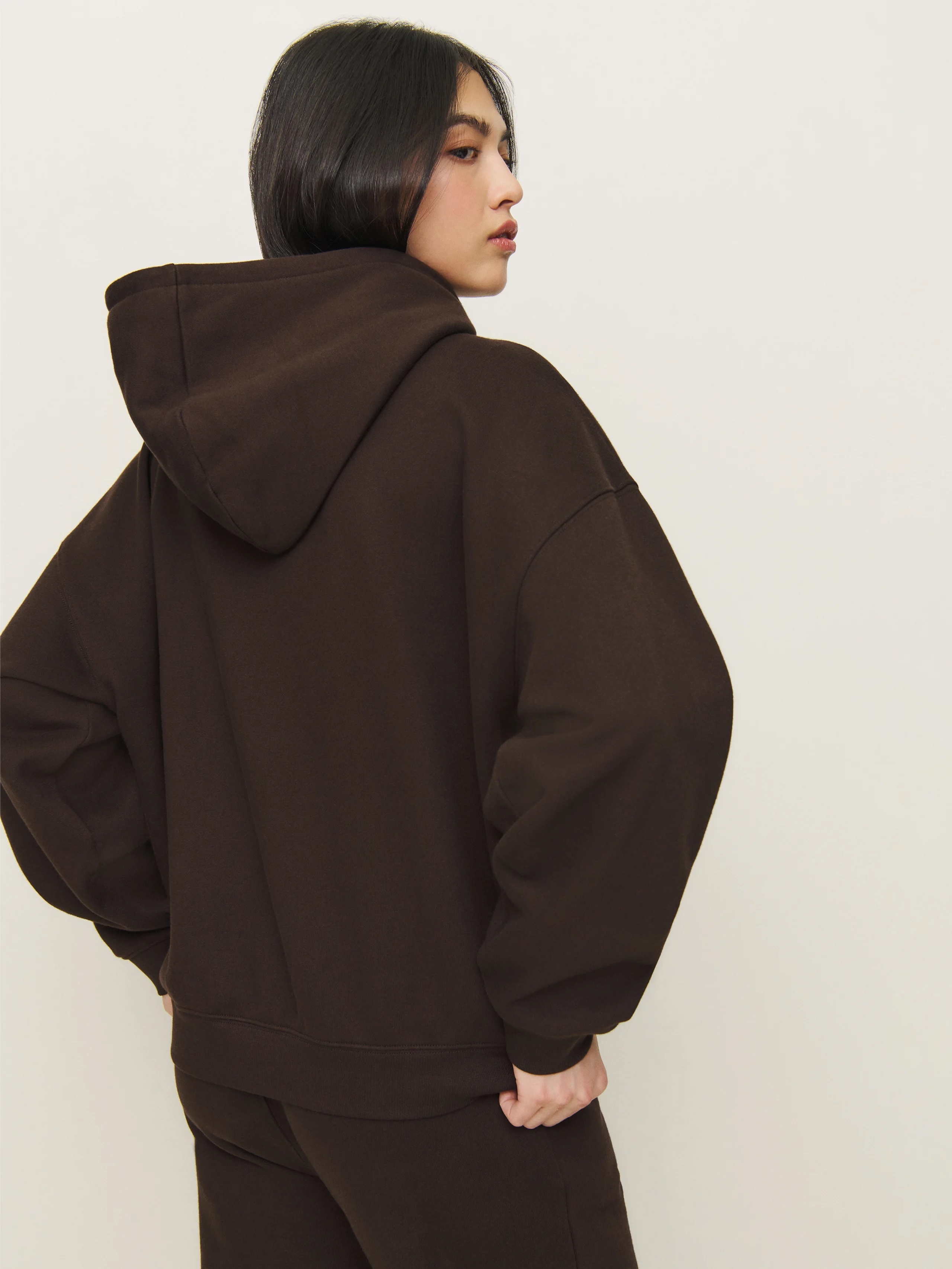Factory Direct Cozy Brown Oversized Hoodie – Premium Customizable Sweatshirt for Bulk Orders