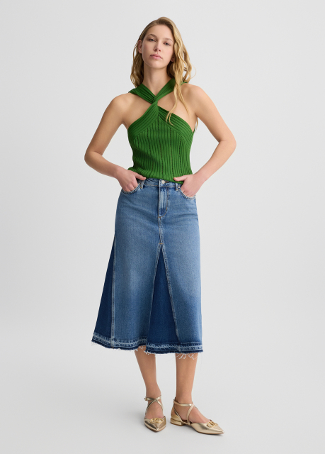 ODM Women’s Ribbed Knit Cross Halter Top – Elegant Sleeveless Fashion in Vibrant ODM Women’s Ribbed Knit Cross Halter Top – Elegant Sleeveless Fashion in Vibrant Green for Wholesale & Custom Manufacturing