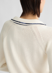 OEM Women's Classic V-Neck Knit Sweater – Elegant Long-Sleeve Pullover with Contrast Trim for Wholesale & Custom Manufacturing