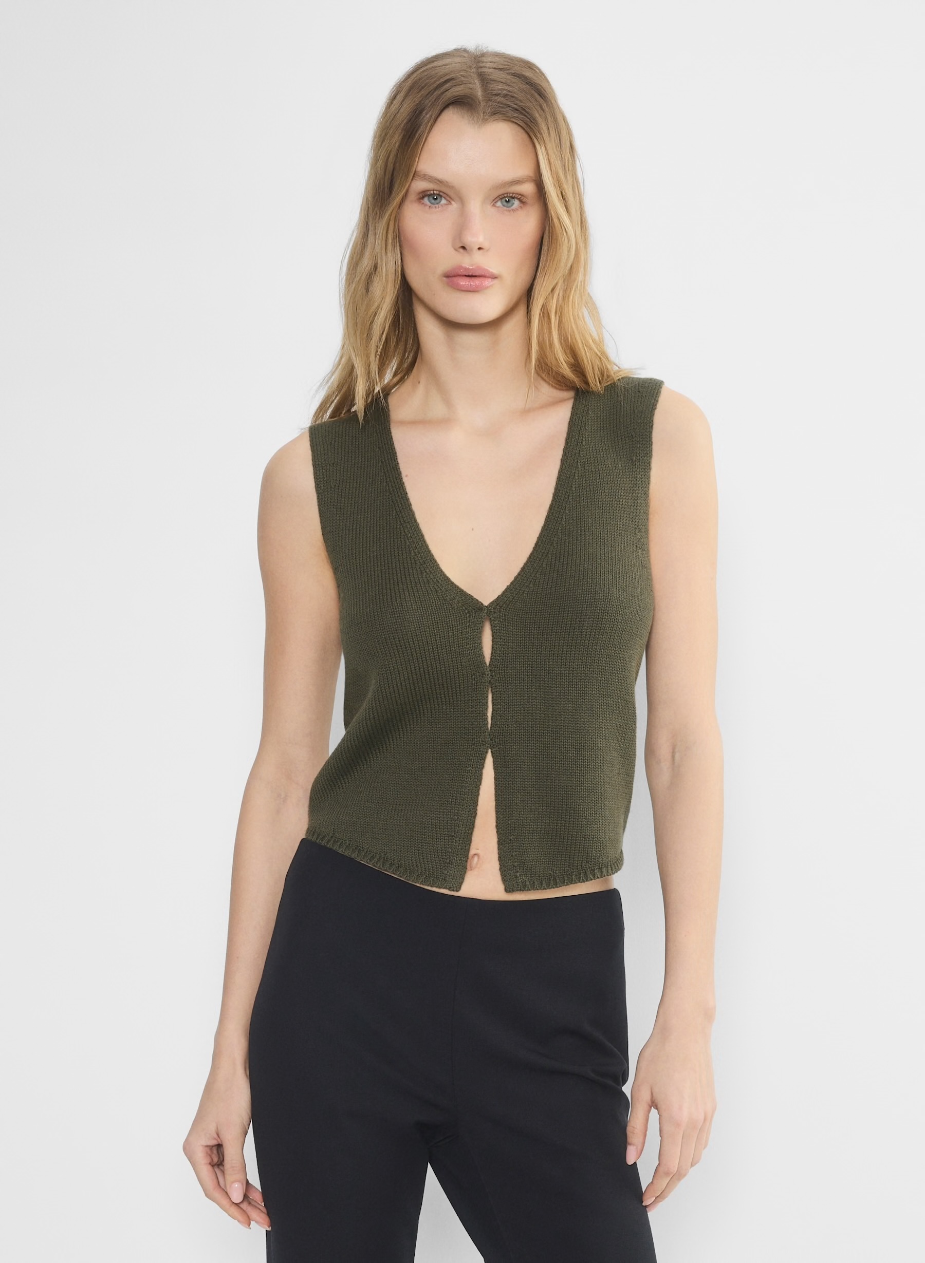 OEM ODM Olive Green Cropped Button-Up Top and Black Flared Pants Set – Lightweight Knit Set for Wholesale & Custom Manufacturing