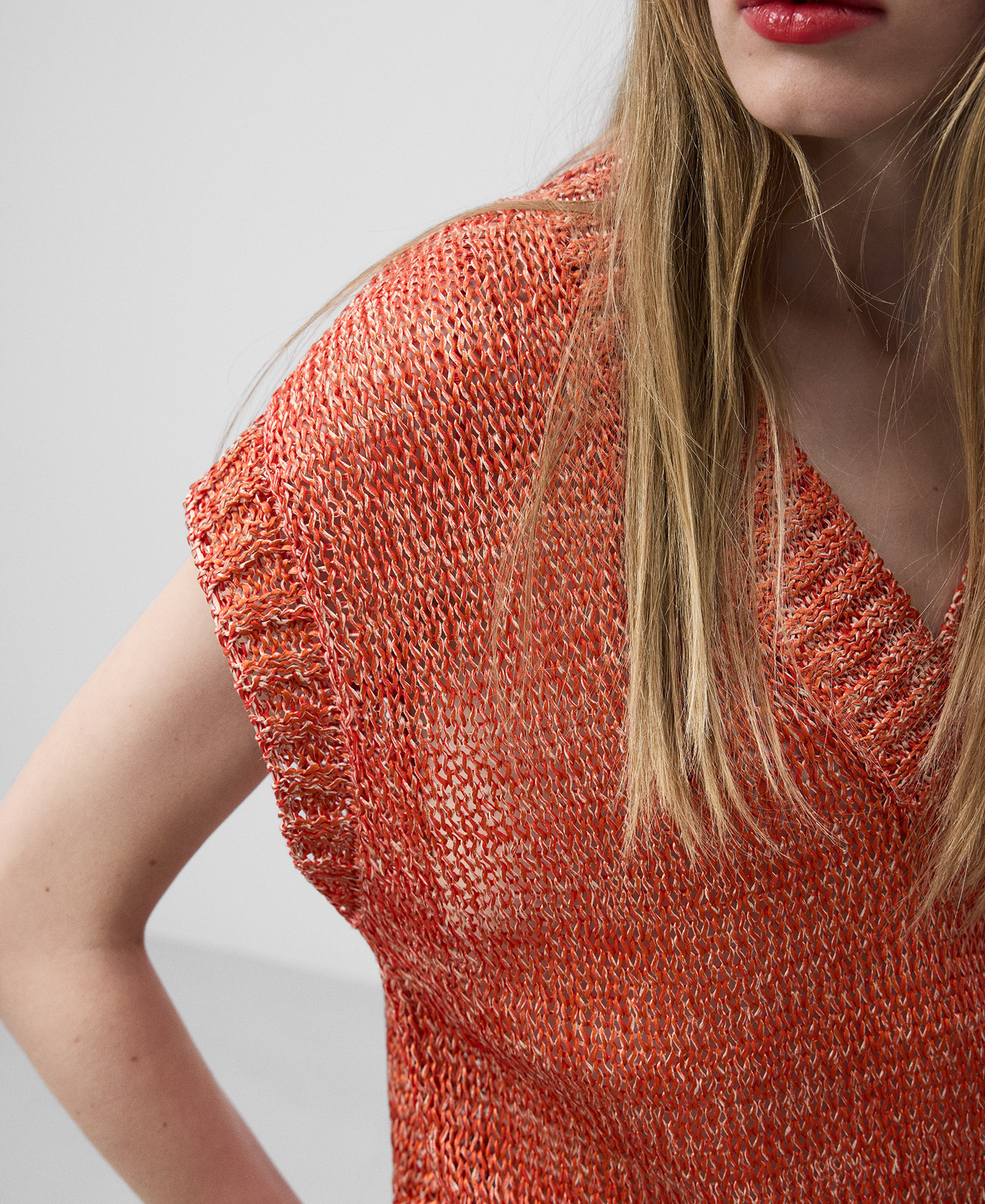 Customizable Coral Knit V-Neck Sleeveless Sweater | Wholesale, Low MOQ, Ideal for Summer Fashion