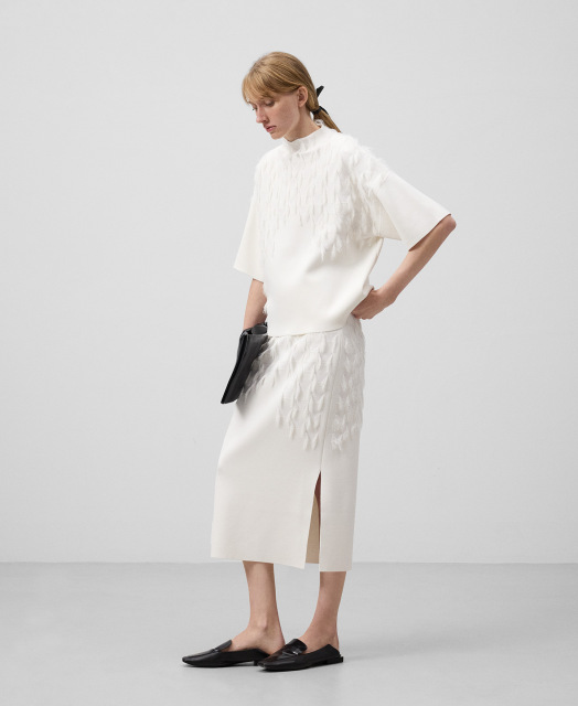 Customizable White Feather-Embellished Midi Skirt & Top Set | Wholesale, Low MOQ, Perfect for Evening Wear