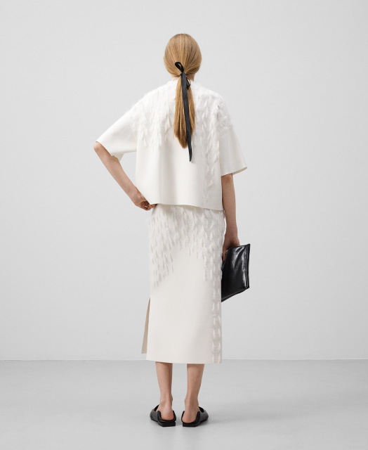 Customizable White Feather-Embellished Midi Skirt & Top Set | Wholesale, Low MOQ, Perfect for Evening Wear