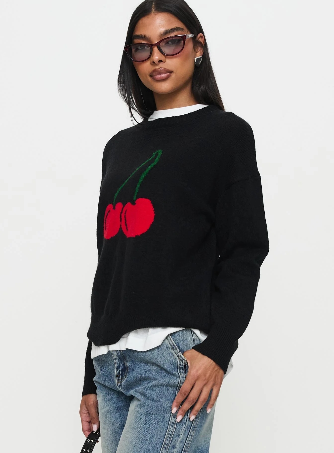 Jubaodi Custom Women’s Cherry Graphic Knit Sweater in Black – Tailor-Made Apparel for Wholesale & OEM/ODM Manufacturing