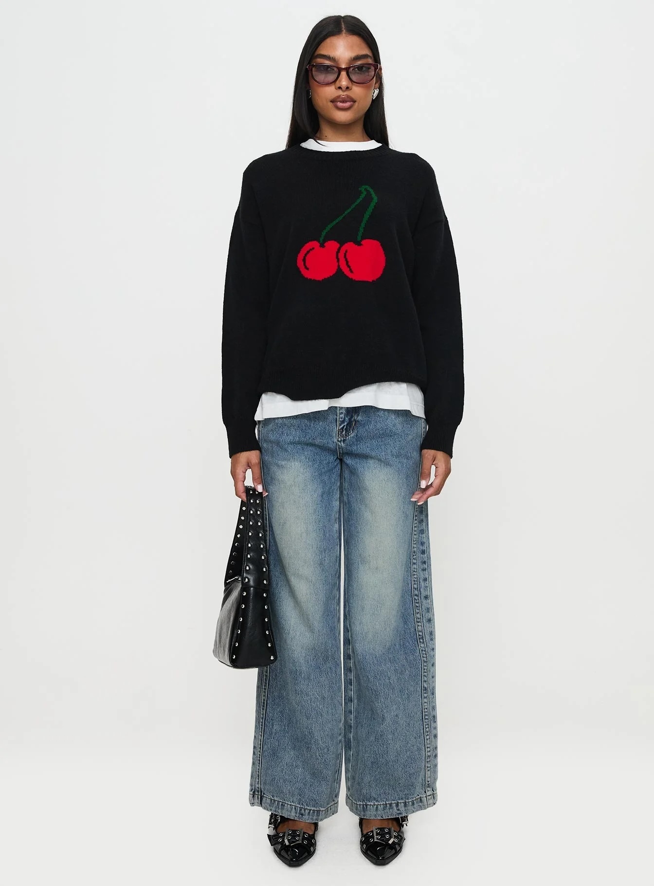 Jubaodi Custom Women’s Cherry Graphic Knit Sweater in Black – Tailor-Made Apparel for Wholesale & OEM/ODM Manufacturing