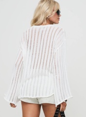 Jubaodi Custom Women’s Oversized Striped Knit Sweater in White – OEM/ODM Wholesale & Custom Apparel Manufacturing