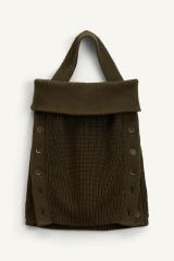 ODM Women's Knitted Sleeveless Top with Button Detail – Customizable Knitwear for Wholesale Retailers