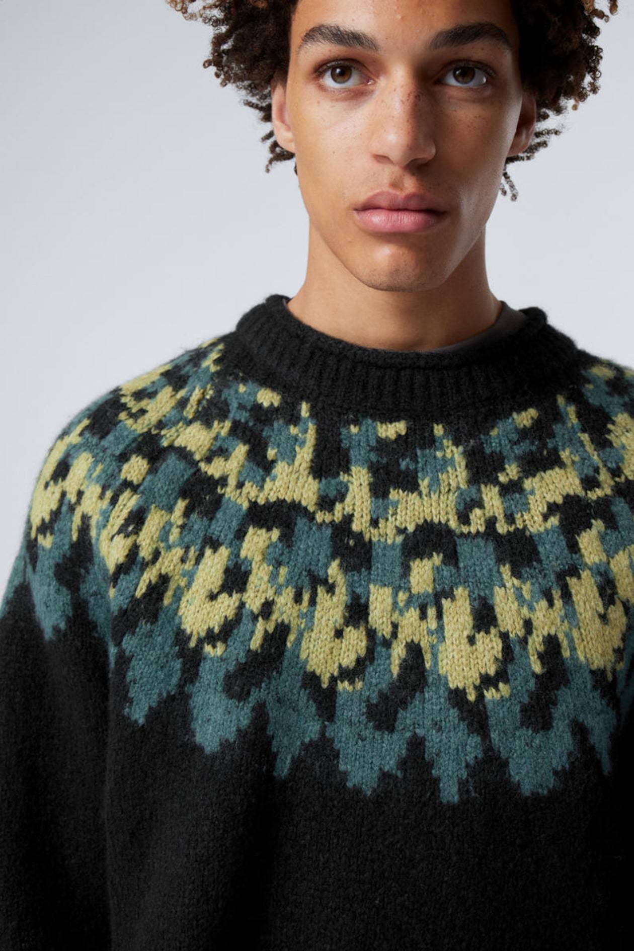 OEM Men’s Colorful Fair Isle Knit Sweater – Wholesale Customizable Sweater for Retailers