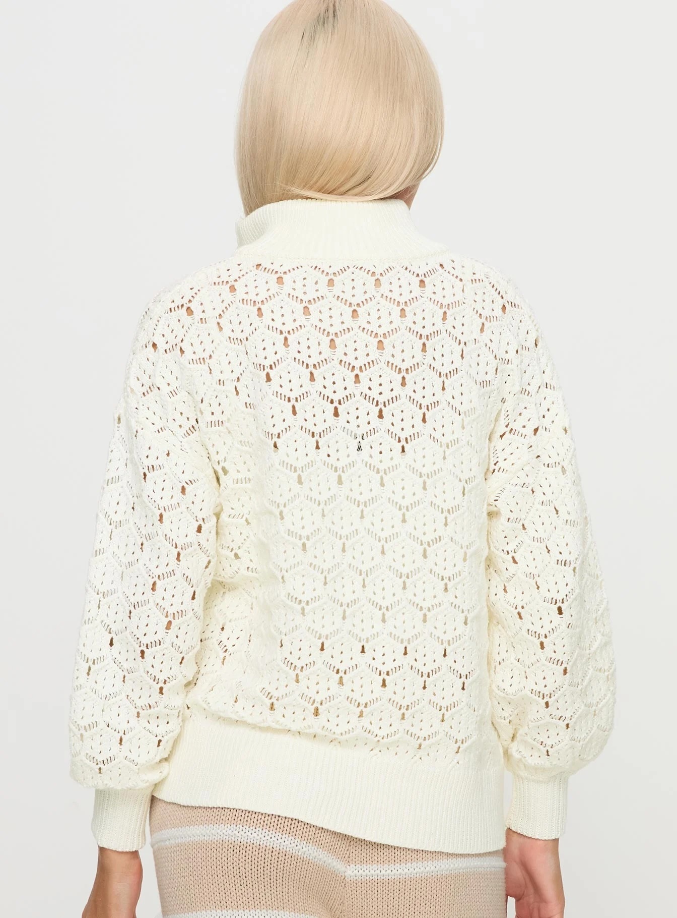 OEM/ODM Women's Crochet Knit Zip-Up Sweater – Customizable Knit Sweater for Wholesale Retailers