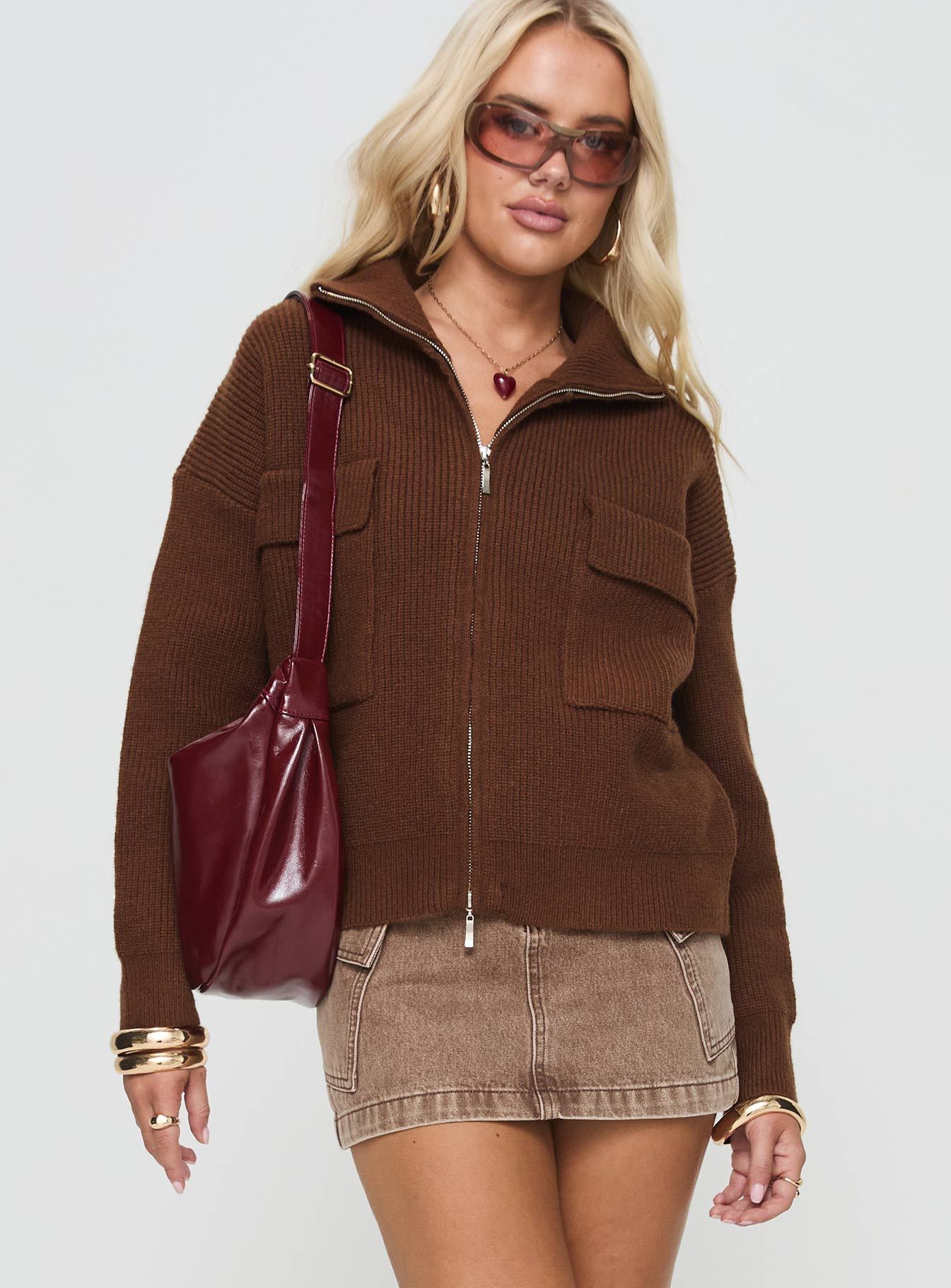 Made-to-Order Women's Zip-Up Pocketed Knit Sweater – Customizable Knit Sweater for Wholesale Retailers